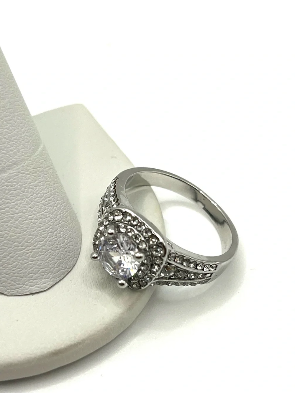 Halo Ring Engagement Ring Silver Rhodium Plated Sparkling Stones Prong Set